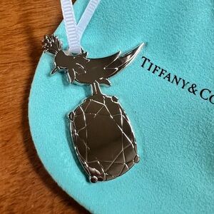 NIB Tiffany & Co Bird On A Rock limited purse charm or ornament